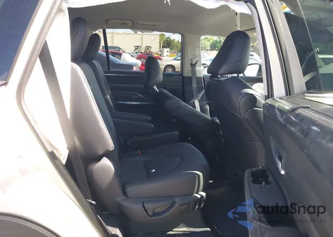 2024 Toyota Grand Highlander Xle из США, поврежденный, VIN 5TDAAAA52RS018446